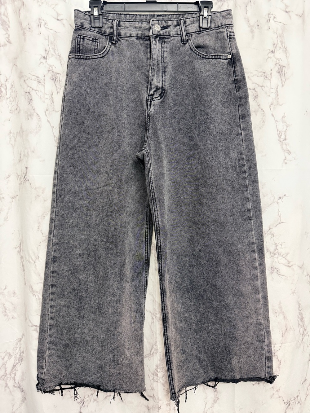 High-Rise Black Wide-Leg Jeans with Raw Hem